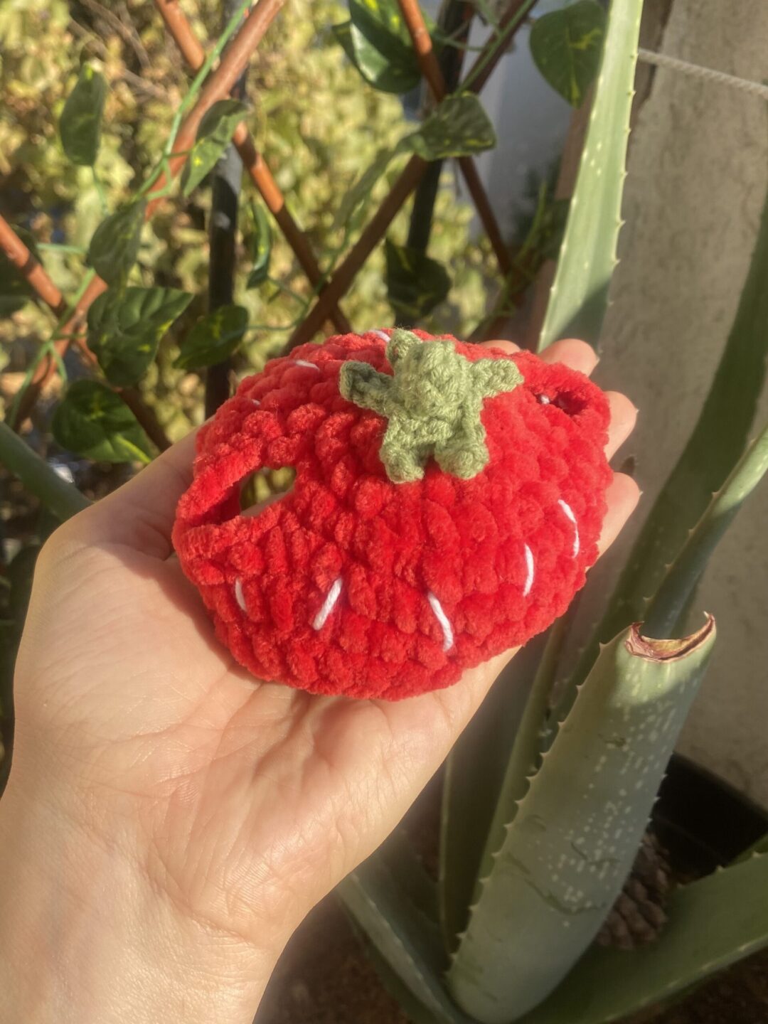 Ягодово Мече с Аксесоари – Амигуруми