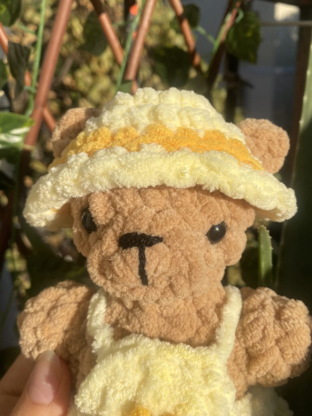 IMG_2432 Слънчогледово Мече с Аксесоари – Амигуруми