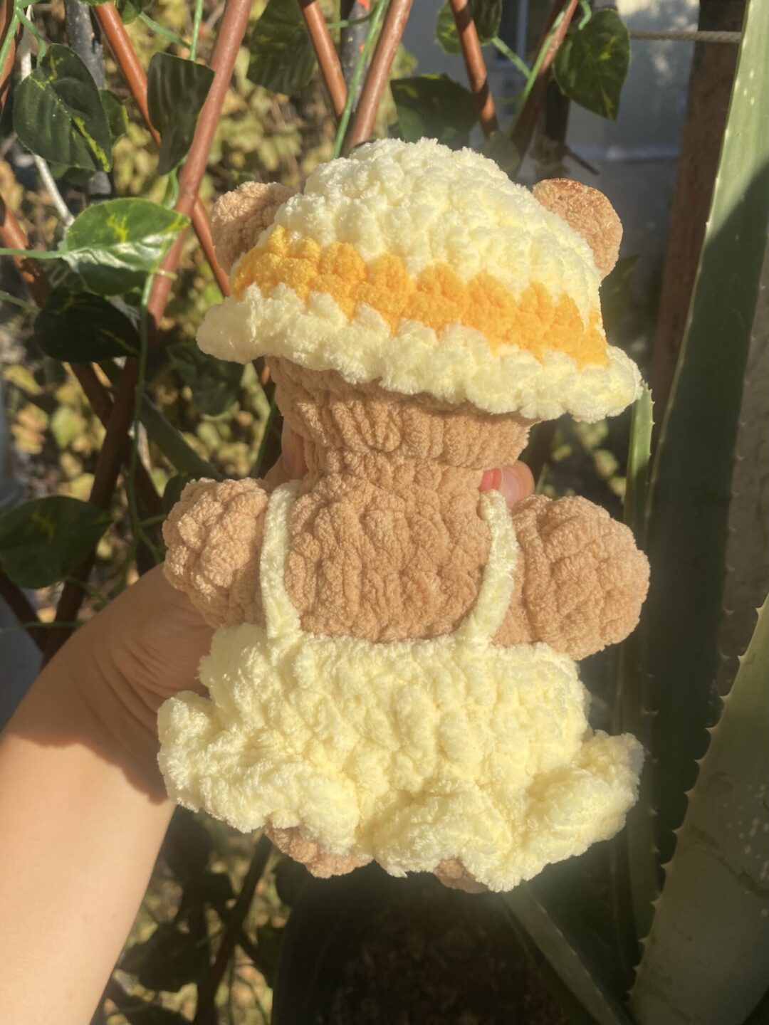 IMG_2435 Слънчогледово Мече с Аксесоари – Амигуруми